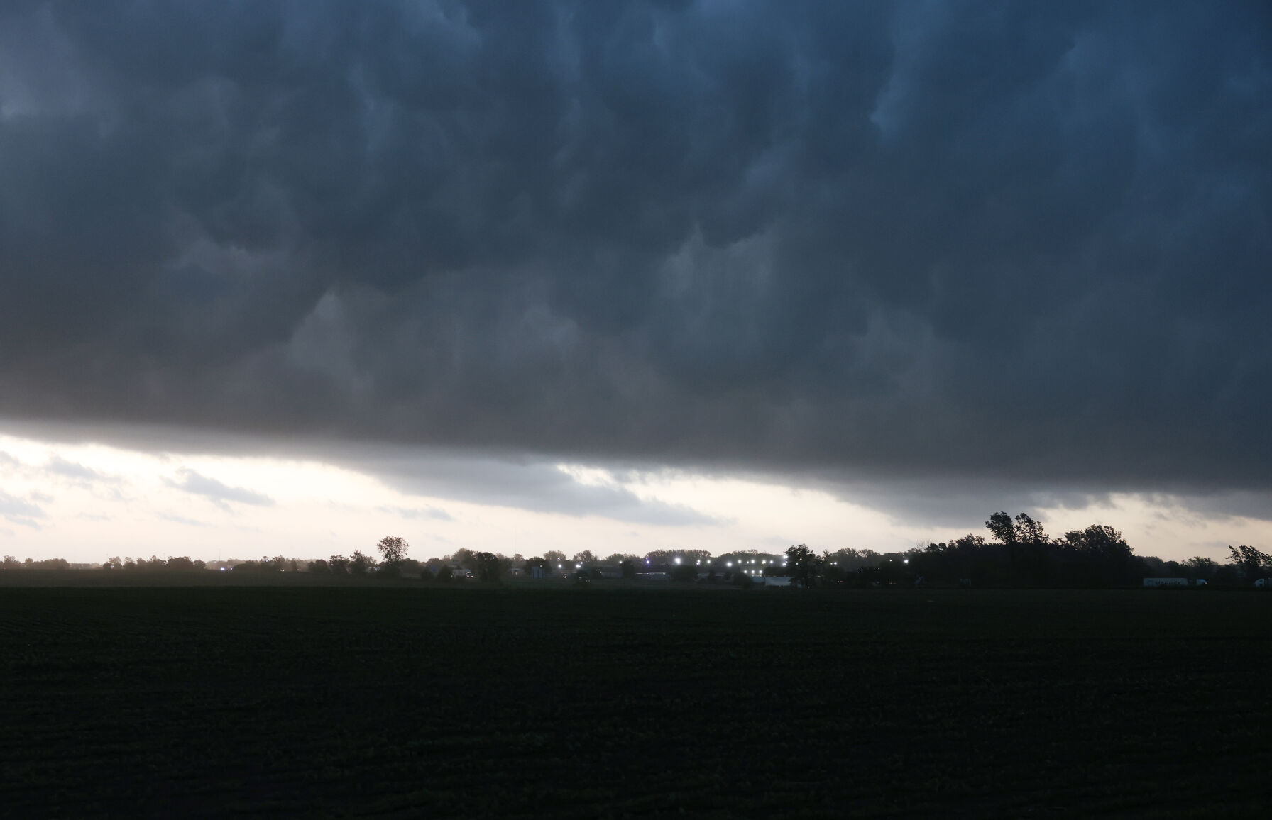 052424-qc-nws-storm